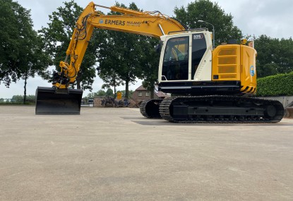 Nieuwe Caterpillar 325NG
